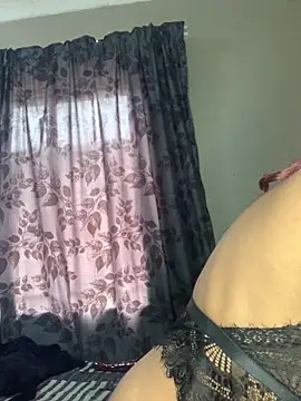 cardibabe online show from 10, 11, 2025