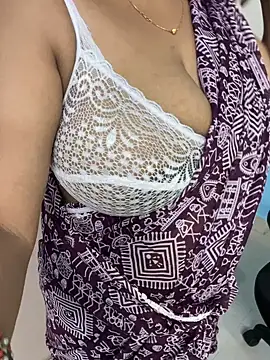 Snapshot of sajeetha chatting on 17, 7, 2026 sajeetha online show from 17, 7, 2026