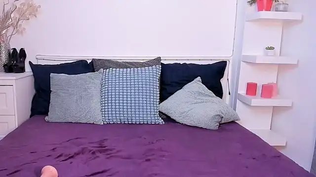 KristalWilder online show from 27, 12, 2024