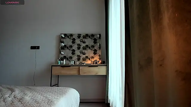 Selena Rase online show from 5, 11, 2025