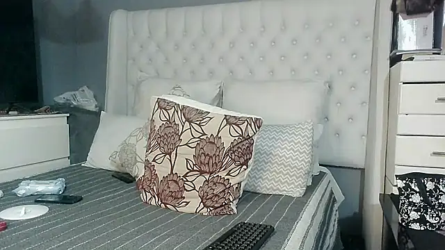 Carocurvy online show from 10, 11, 2025