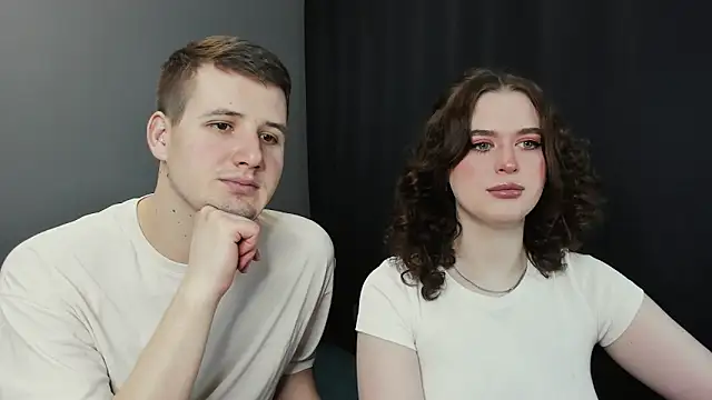 Snapshot of Pinku_kitsune chatting on 22, 2, 2025 Pinku kitsune online show from 22, 2, 2025