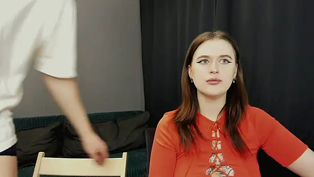 Snapshot of Pinku_kitsune chatting on 9, 2, 2025 Pinku kitsune online show from 9, 2, 2025