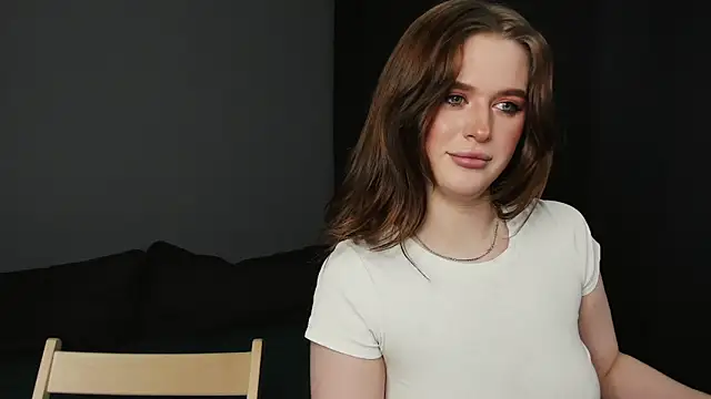 Snapshot of Pinku_kitsune chatting on 19, 3, 2025 Pinku kitsune online show from 19, 3, 2025