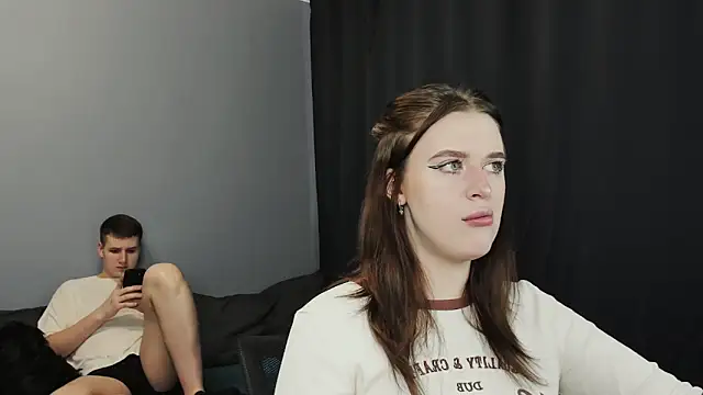 Snapshot of Pinku_kitsune chatting on 11, 2, 2025 Pinku kitsune online show from 11, 2, 2025