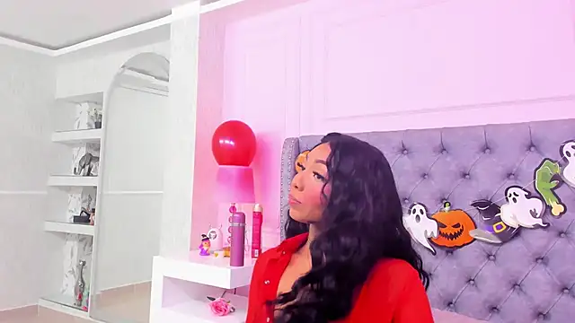 HaileeRoberts online show from 12, 10, 2025