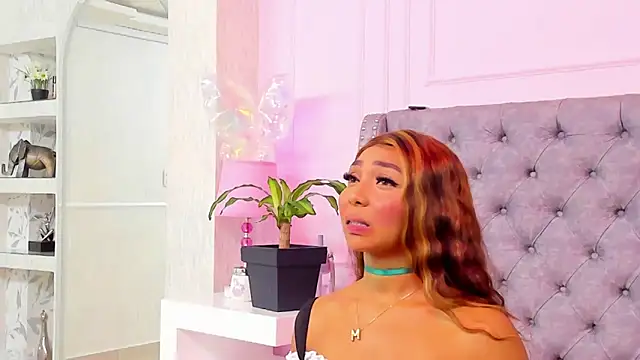 HaileeRoberts online show from 17, 3, 2026