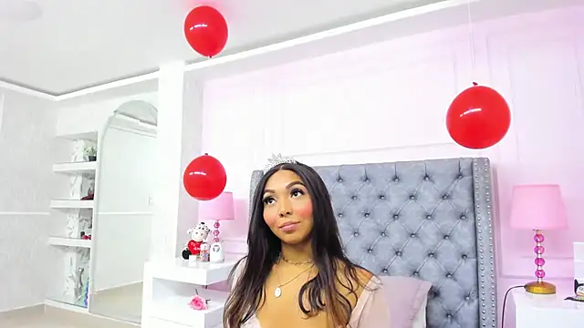 HaileeRoberts online show from 23, 9, 2025