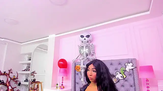 HaileeRoberts online show from 22, 10, 2025