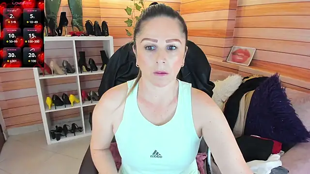 Victoria collins 1 online show from 8, 1, 2026