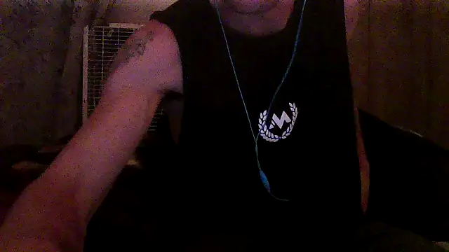 Snapshot of luke_thighwalker2469 chatting on 25, 4, 2026 luke thighwalker2469 online show from 25, 4, 2026