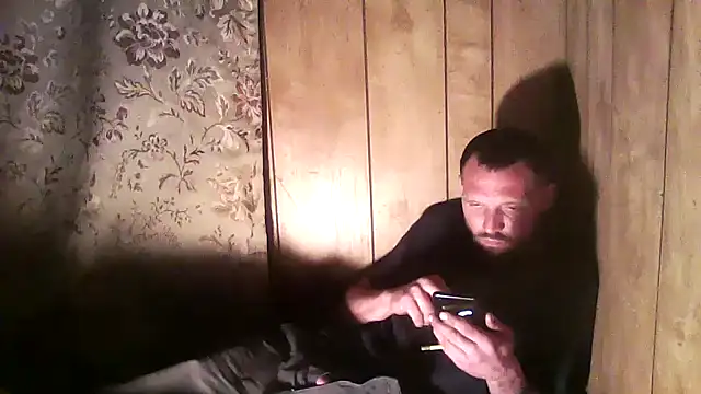 luke thighwalker2469 online show from 4, 3, 2026