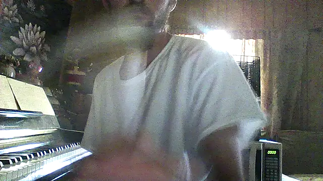 luke thighwalker2469 online show from 9, 11, 2025