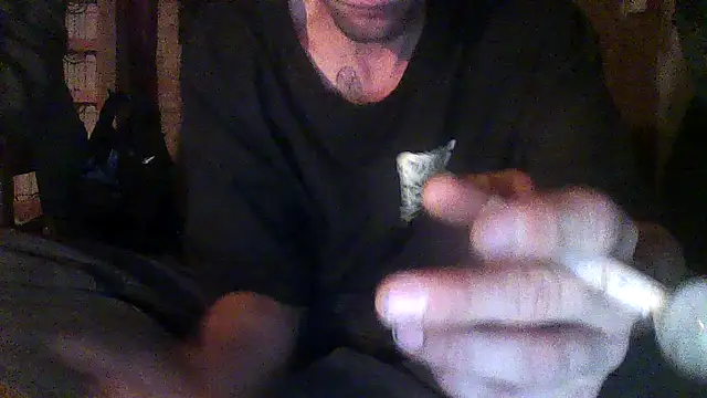 Snapshot of luke_thighwalker2469 chatting on 1, 6, 2026 luke thighwalker2469 online show from 1, 6, 2026
