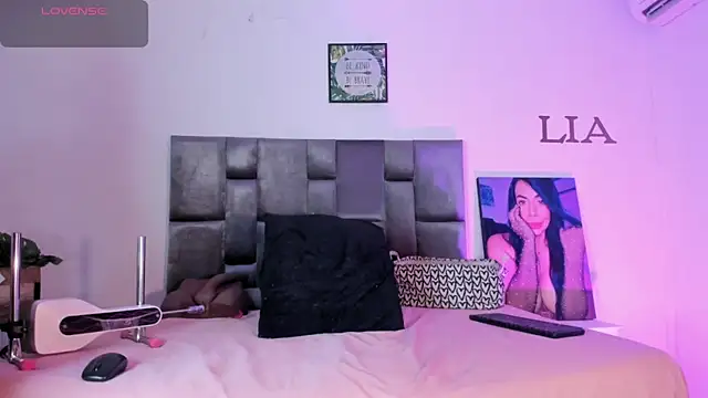 Lia johnsonn online show from 16, 4, 2026