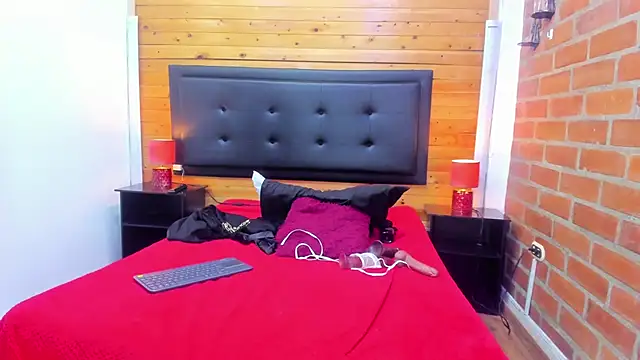 Dulcex69 online show from 28, 2, 2025