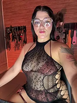 Snapshot of yey_bdsm chatting on 12, 5, 2026 yey bdsm online show from 12, 5, 2026