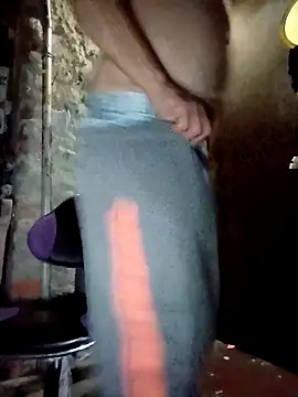 rodrig6987 1 online show from 30, 10, 2025