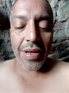 rodrig6987 1 online show from 4, 4, 2026