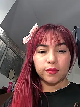 Snapshot of Maylin_2024 chatting on 16, 10, 2025 Maylin 2024 online show from 16, 10, 2025