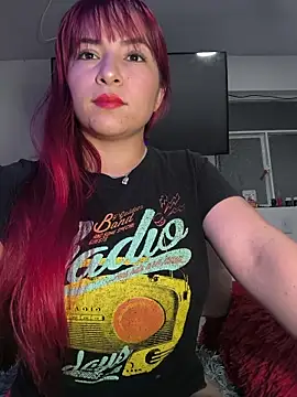 Snapshot of Maylin_2024 chatting on 24, 10, 2025 Maylin 2024 online show from 24, 10, 2025