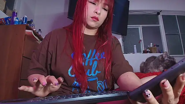 Snapshot of Maylin_2024 chatting on 1, 11, 2025 Maylin 2024 online show from 1, 11, 2025