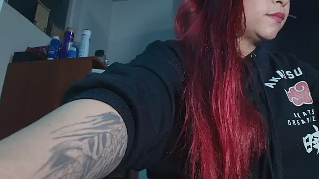 Snapshot of Maylin_2024 chatting on 2, 11, 2025 Maylin 2024 online show from 2, 11, 2025