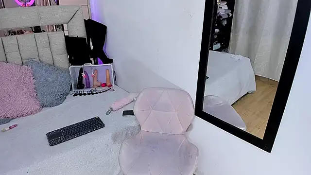 melody bonnet online show from 10, 2, 2026