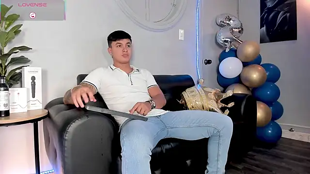 Snapshot of Cristopher_strong chatting on 22, 5, 2026 Cristopher strong online show from 22, 5, 2026