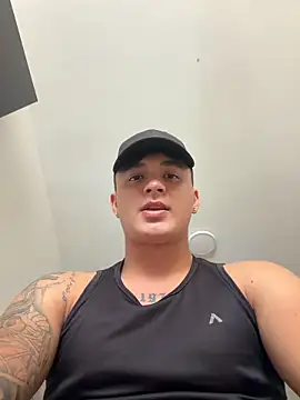 Snapshot of Cristopher_strong chatting on 23, 4, 2026 Cristopher strong online show from 23, 4, 2026