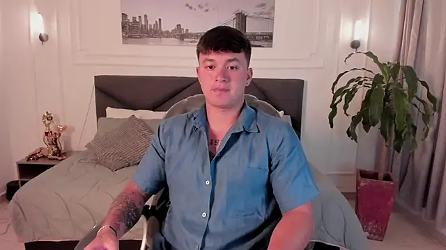 Snapshot of Cristopher_strong chatting on 5, 5, 2026 Cristopher strong online show from 5, 5, 2026