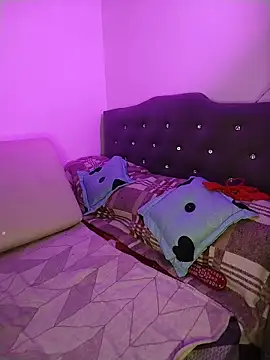 Snapshot of IamAlana_ chatting on 1, 12, 2025 IamAlana online show from 1, 12, 2025