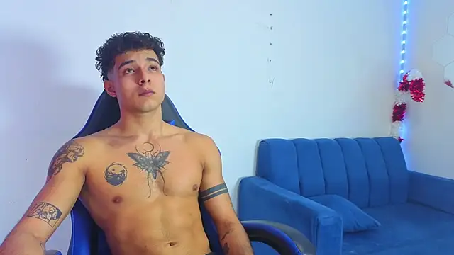 Snapshot of Demitryo chatting on 13, 1, 2026 Demitryo online show from 13, 1, 2026