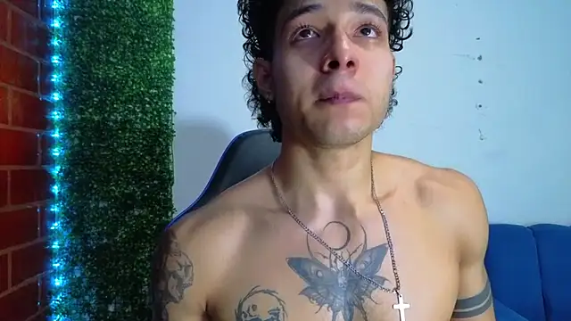 Demitryo online show from 7, 4, 2026