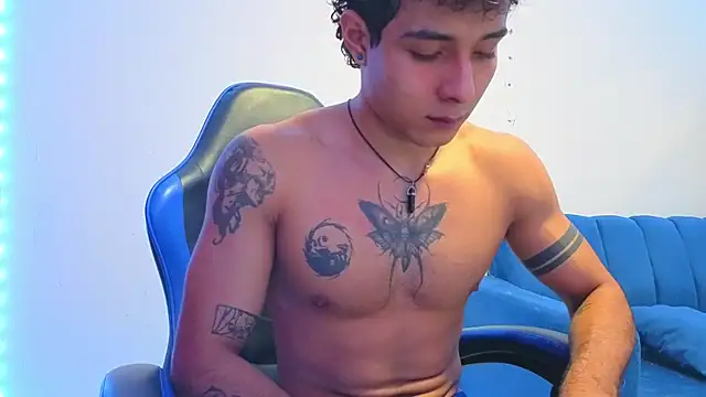 Snapshot of Demitryo chatting on 6, 1, 2026 Demitryo online show from 6, 1, 2026