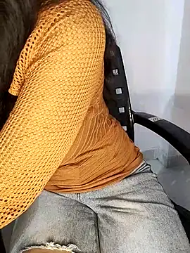 Snapshot of Ms_Neera chatting on 28, 2, 2025 Ms Neera online show from 28, 2, 2025