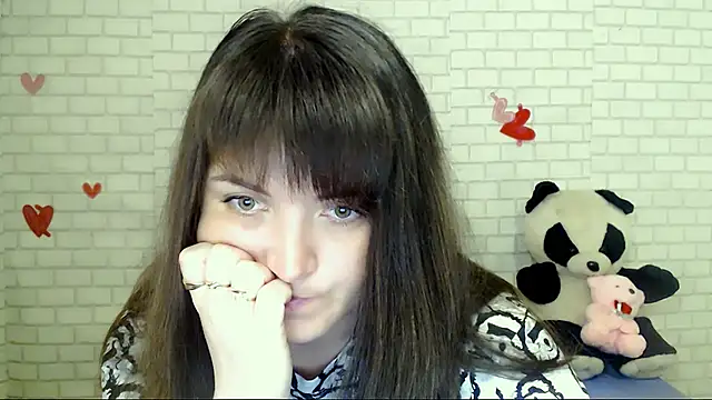 Snapshot of Darina_M_ chatting on 7, 5, 2026 Darina M online show from 7, 5, 2026