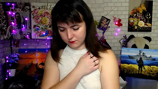 Darina M  online show from 12, 11, 2025