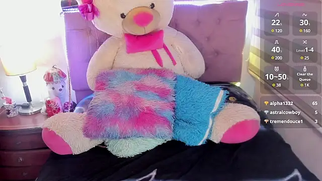  EmiRhodes online show from 19, 2, 2025