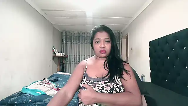 Indianmayaxoxo online show from 17, 6, 2026
