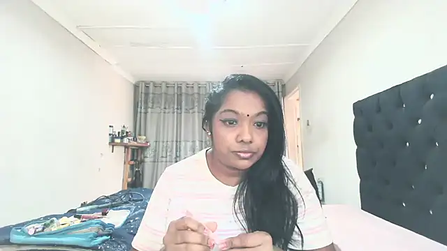 Indianmayaxoxo online show from 27, 7, 2026