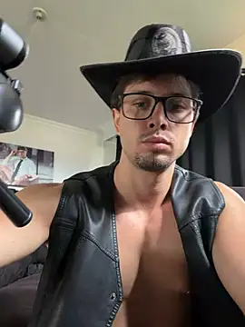 ADAM BOUTON  online show from 23, 7, 2026