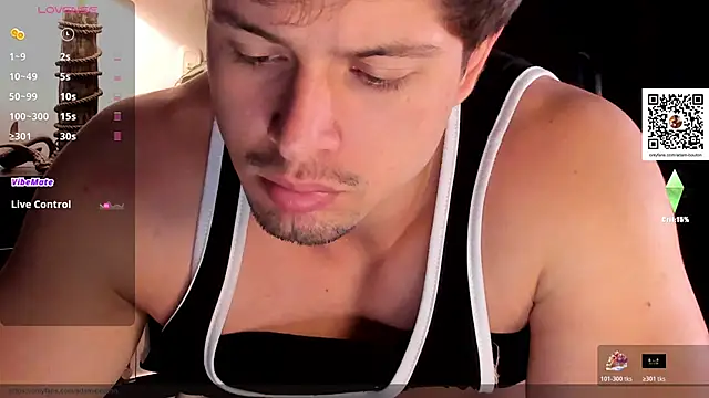 Snapshot of ADAM_BOUTON_ chatting on 4, 11, 2025 ADAM BOUTON online show from 4, 11, 2025