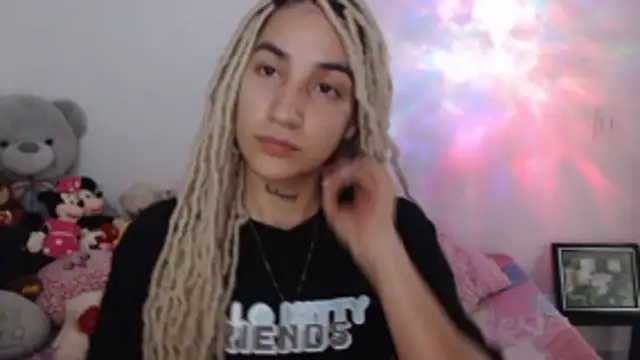 Snapshot of mandy_berrys chatting on 21, 10, 2025 mandy berrys online show from 21, 10, 2025
