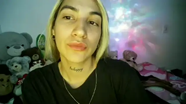 Snapshot of mandy_berrys chatting on 12, 11, 2025 mandy berrys online show from 12, 11, 2025