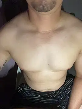 Snapshot of tomazu11 chatting on 29, 10, 2025 tomazu11 online show from 29, 10, 2025