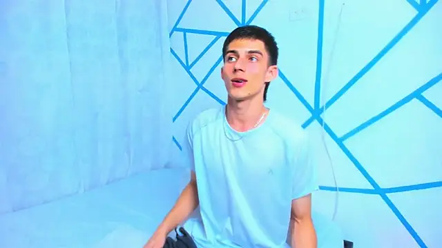 Snapshot of liam_scott77 chatting on 5, 11, 2025 liam scott77 online show from 5, 11, 2025