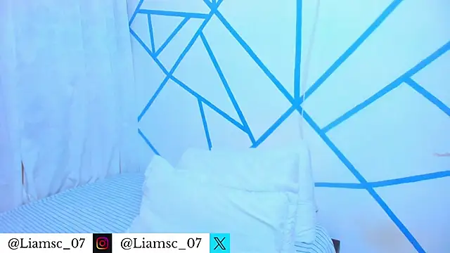 Snapshot of liam_scott77 chatting on 12, 11, 2025 liam scott77 online show from 12, 11, 2025