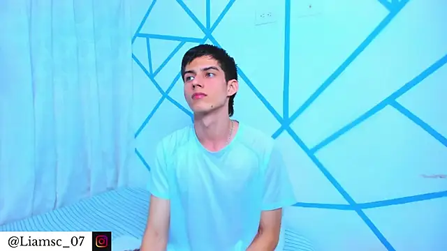 liam scott77 online show from 12, 2, 2026