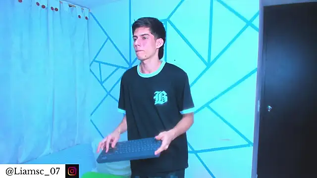 liam scott77 online show from 2, 3, 2026